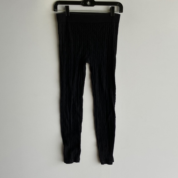 N/A Other - Cozy Black Cable Knit Leggings